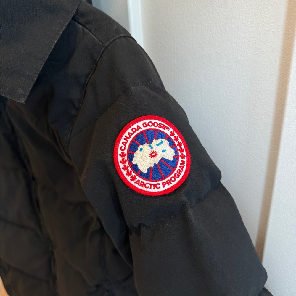 Canada Goose Women’s Chelsea Parka - Picture 2 of 8